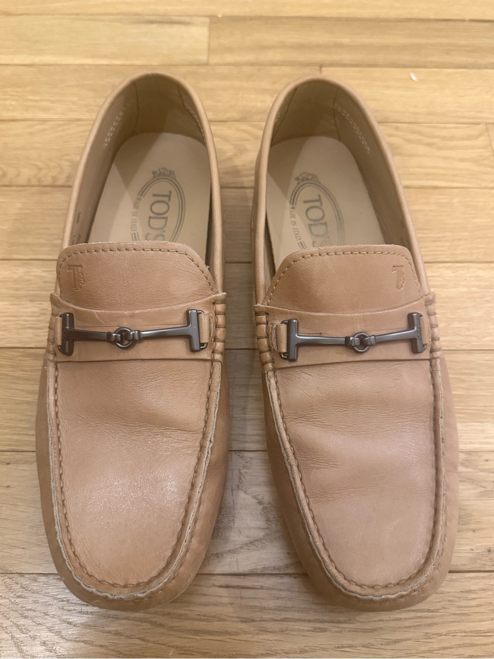 Tod's Tan Leather Bit Loafers - Classic Slip-On